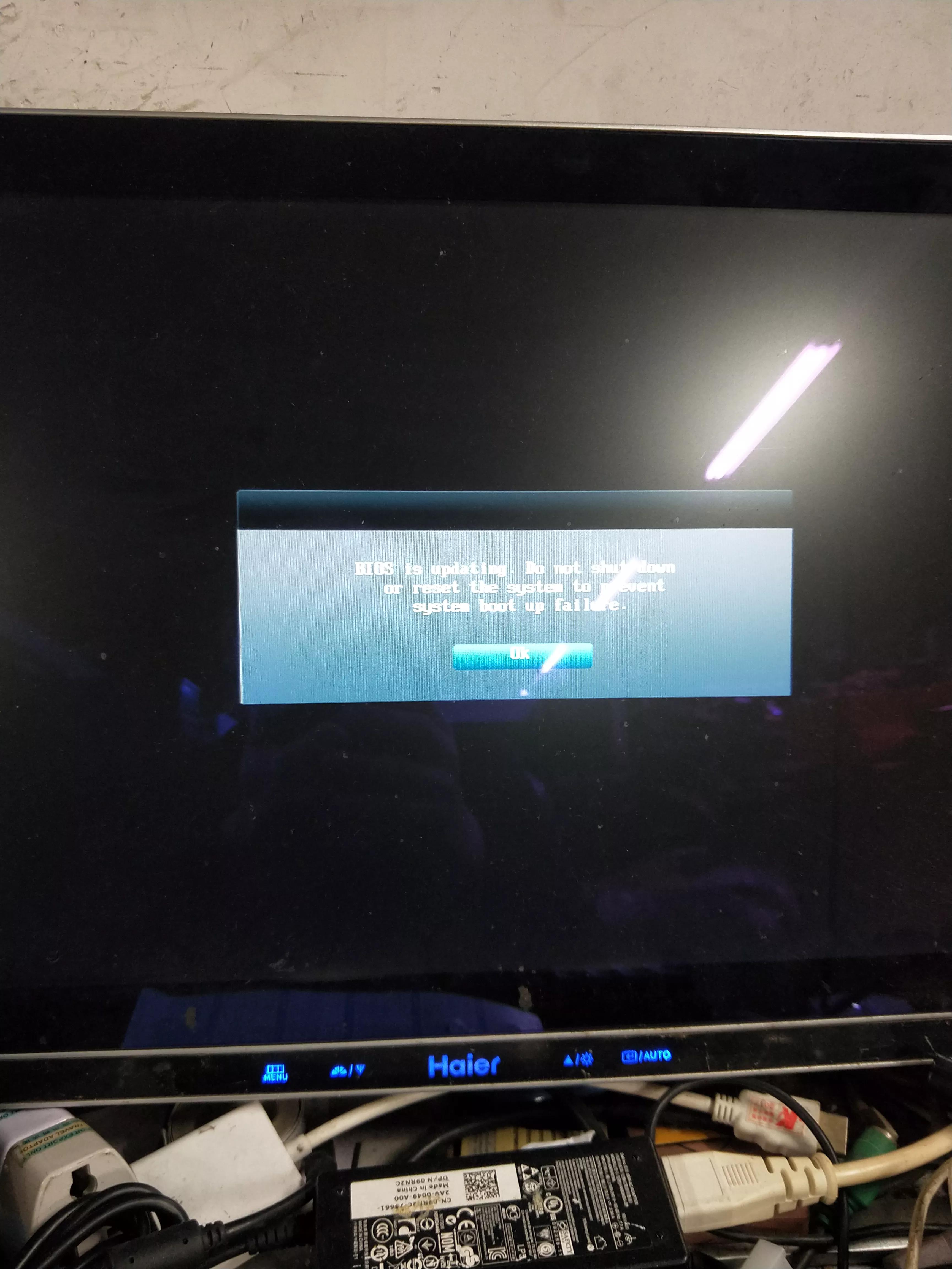 鍗庣p8h61涓绘澘bios璁剧疆濡備綍,鍗庣h61m-e涓绘澘鍗囩骇bios