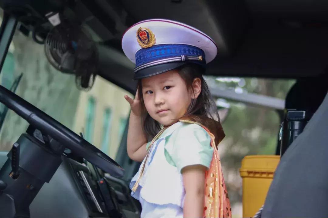 确认过眼神这是喝醉的人原版,确认过眼神是过年还要加班的人