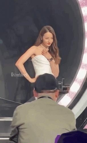 最近三天最爆款的女装仙女裙,2018早春这3款半身裙超美赶紧入手