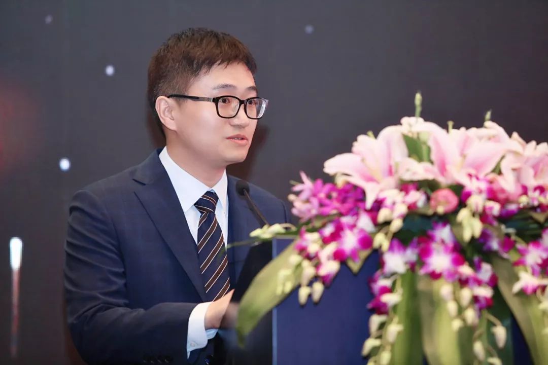 余威德眼科医师,宁波一院眼科余威德