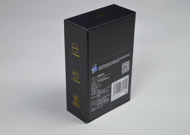 趣味横生，情怀翻涌：须眉变形金刚定制款剃须刀开箱体验