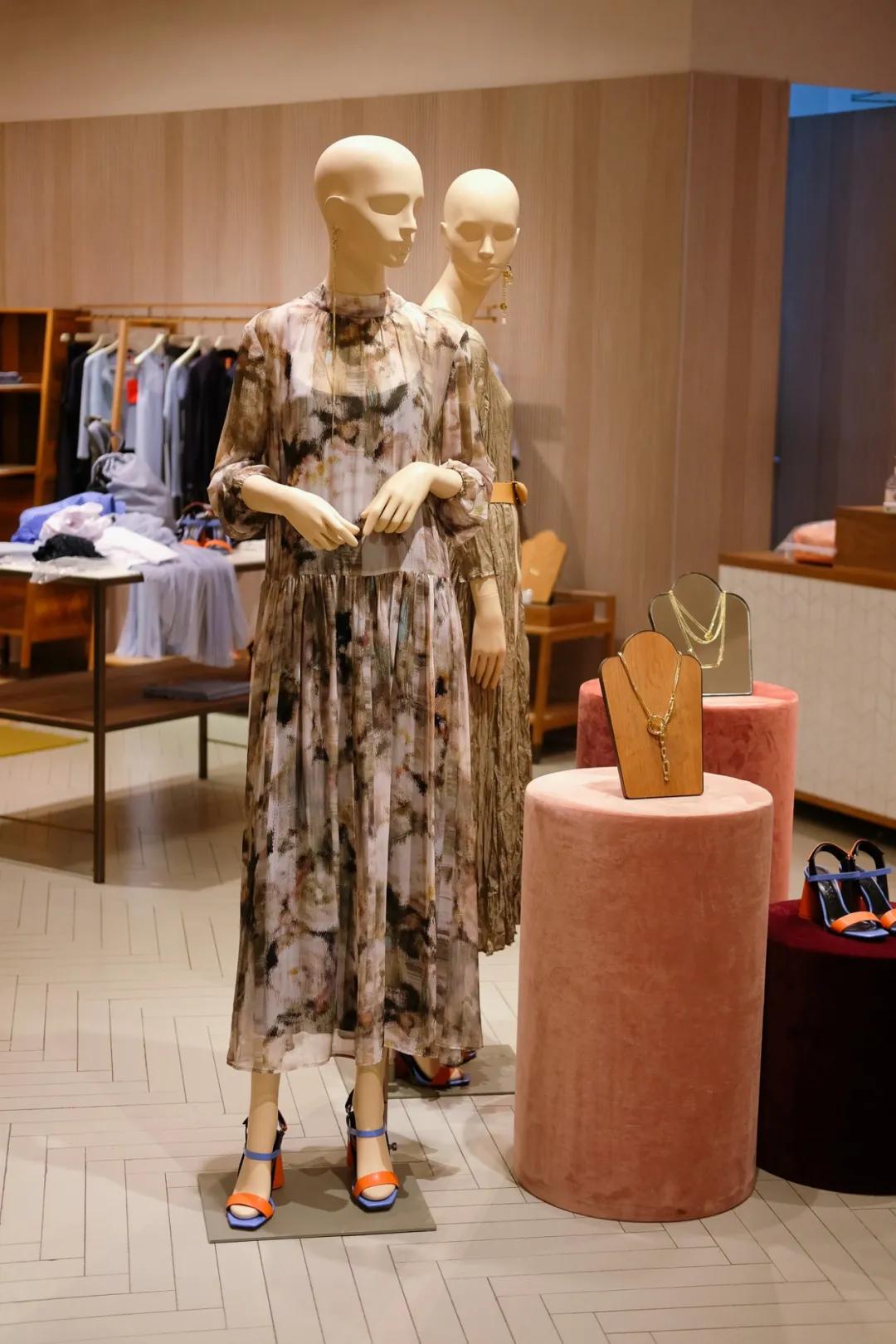 购物指南 | 轻松get顾佳式穿搭，并附越买越省的秘笈