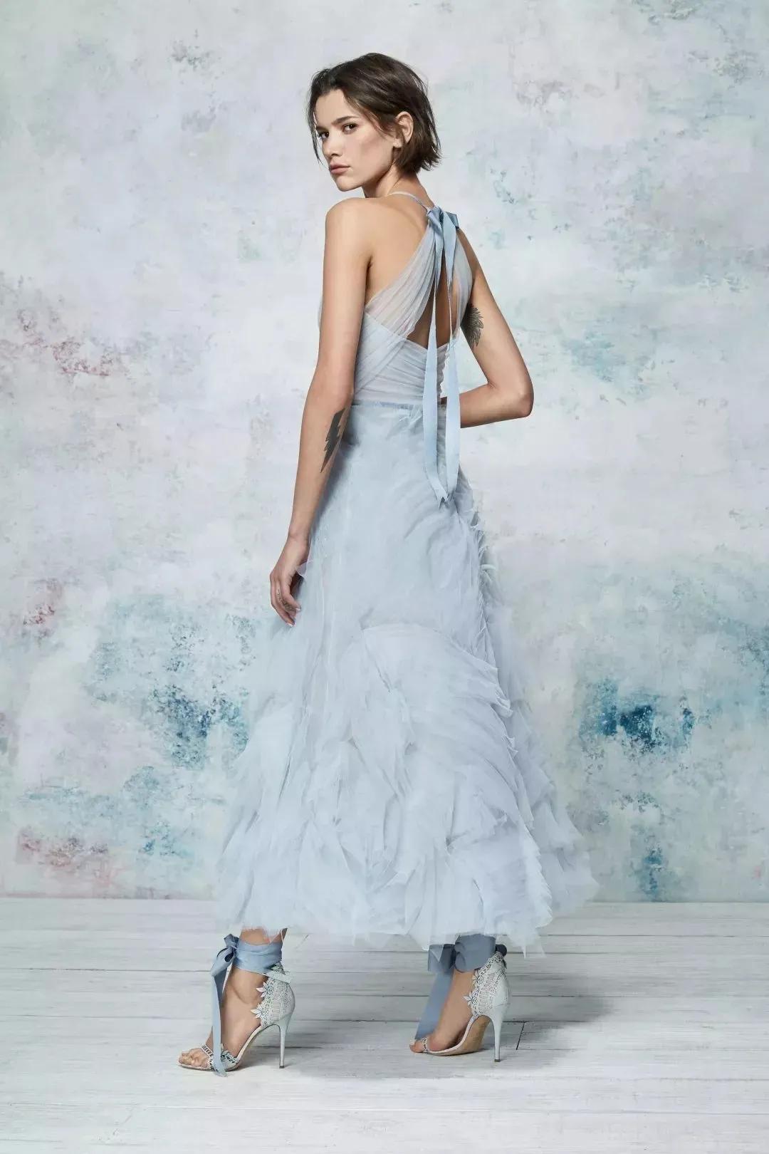 蝴蝶堂|世泰智造：有件T恤，平平无奇的降温小能手罢了