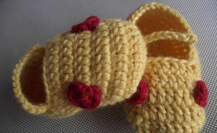 温暖又好看的宝宝毛线鞋编织,爱心棒针棉拖鞋的编织教程