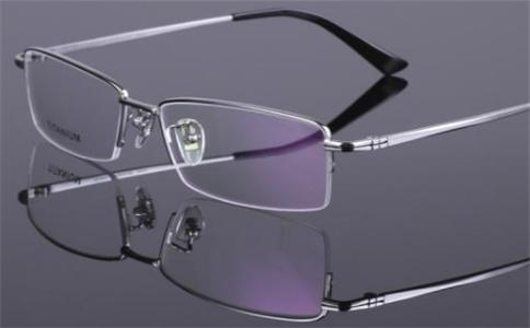 纯钛眼镜架性价比,纯钛的眼镜架有必要吗