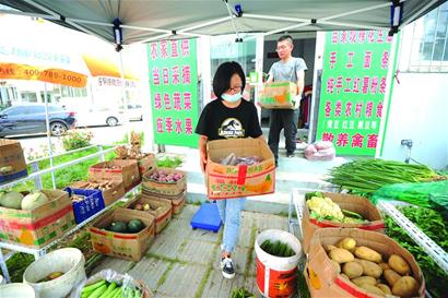 小区里的团购江湖：全职妈妈租门头“落地”开店