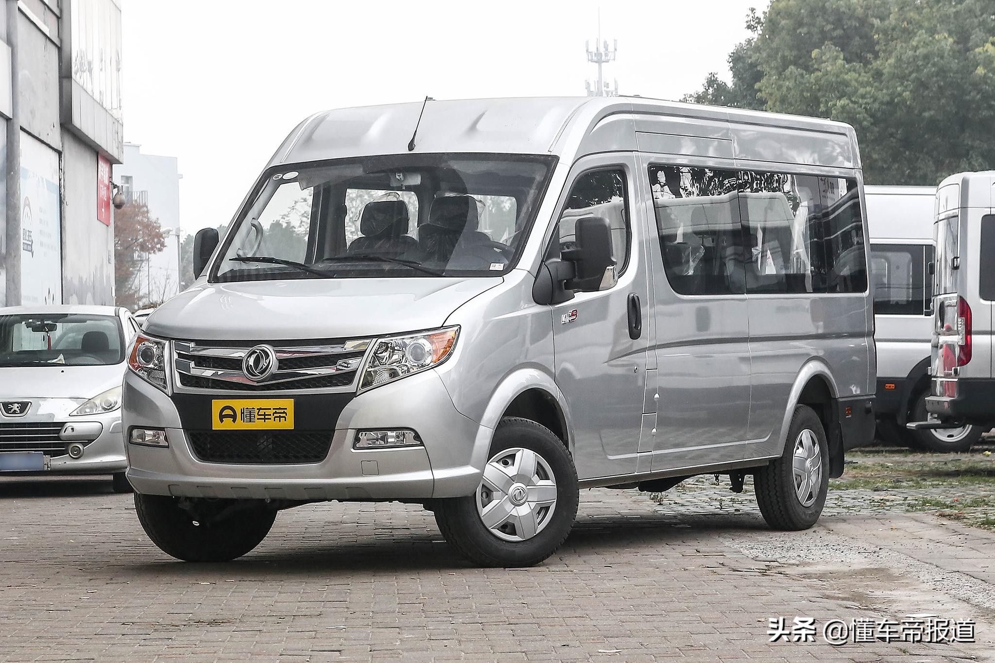 新款江铃特顺空间王降价,江铃特顺长轴高顶空间王二手车