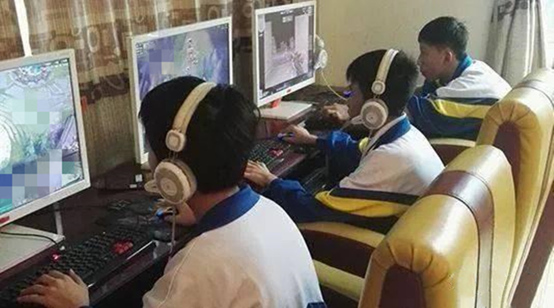 孩子玩游戏上瘾叛逆家长怎么办,孩子玩游戏上瘾如何教育