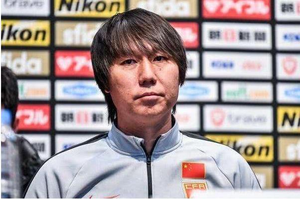 李铁国足归化思路,李铁为什么要归化武磊
