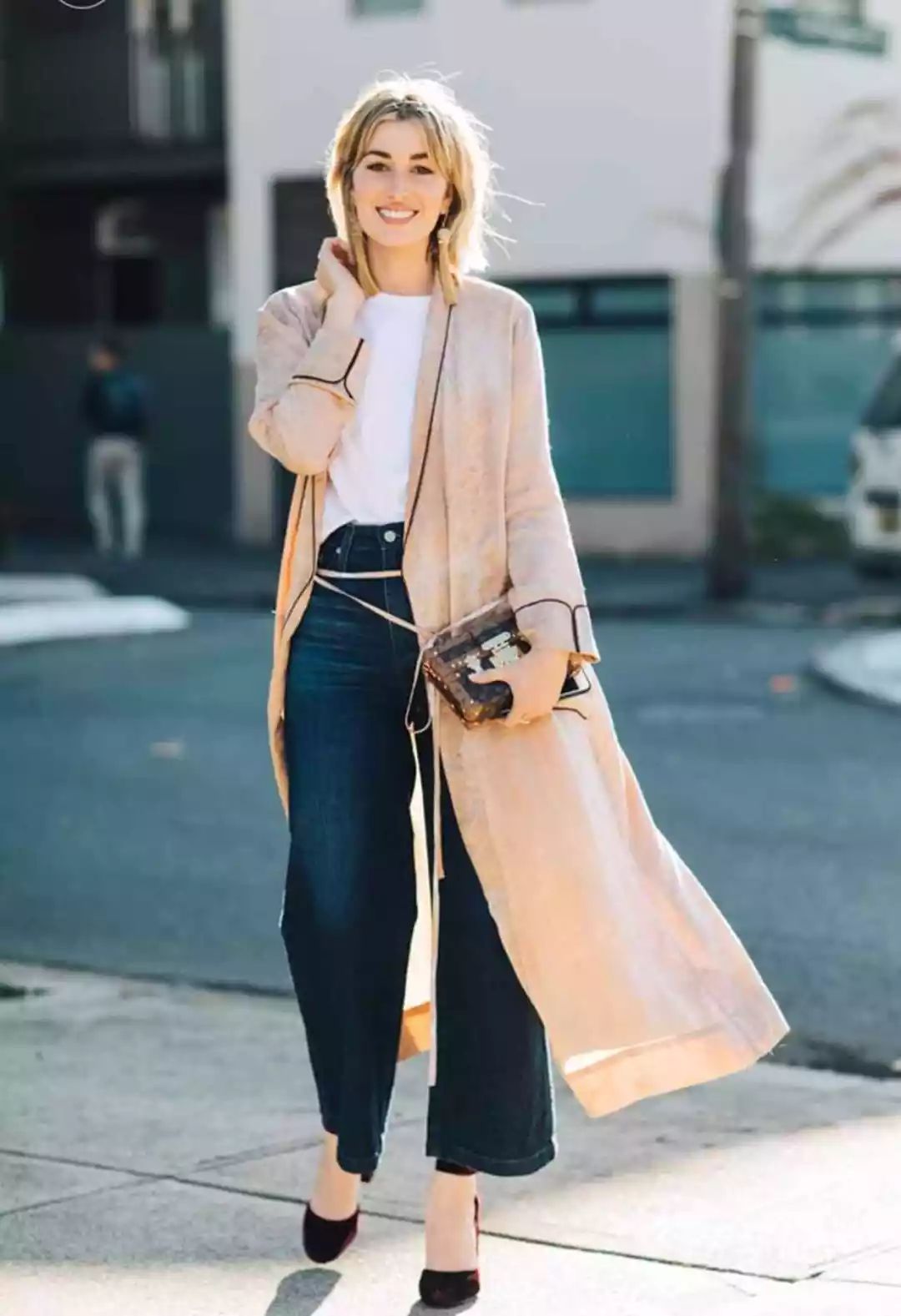 高端服装棉麻风流行趋势,棉麻复古文艺风穿搭会显老吗