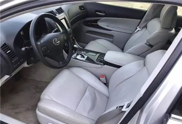 有哪些性能出众的豪车推荐,好车推荐10万雷克萨斯