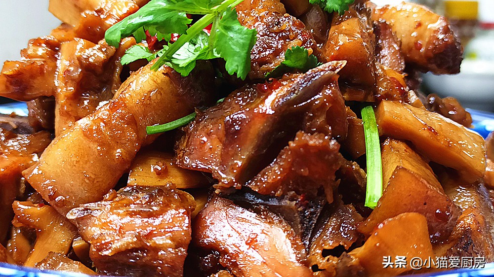 腊鸡怎么做好吃又简单微辣,腊鸡怎么炖汤营养好喝