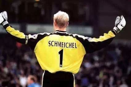 盘点曼联传奇门神的那些神级扑救,曼联历任门将排行榜谁是最强门神