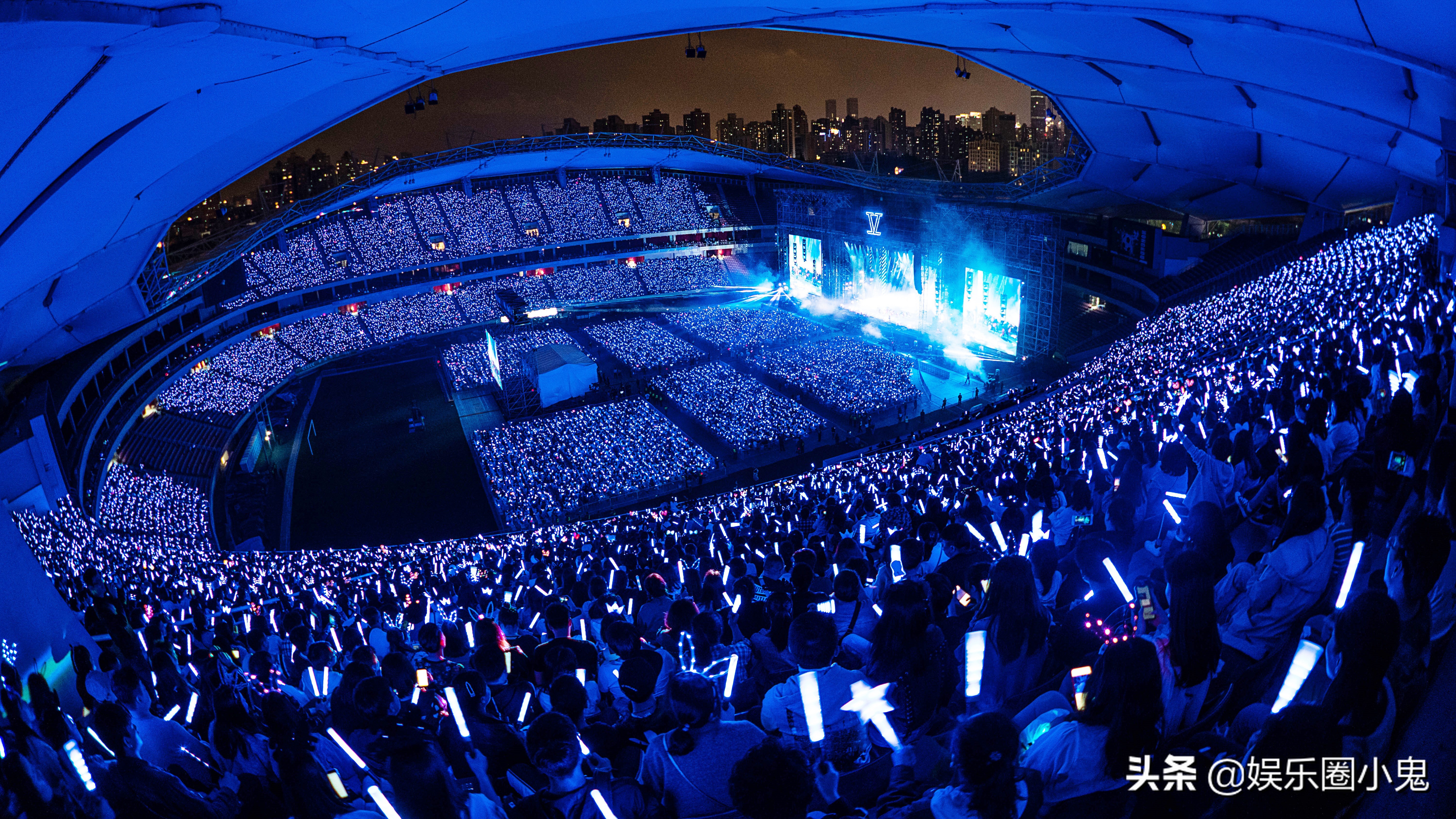 张杰2019上海演唱会万人蹦迪,张杰演唱会上海站蹦迪现场完整版