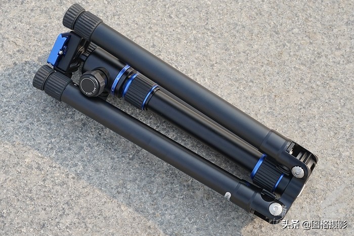 高性价比便携脚架百诺PA19AK套装试用