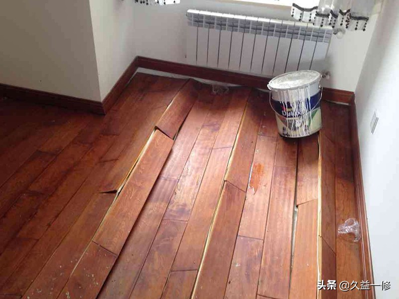 地板大面积鼓包修补最简单方法,廉江鼓包地板修复