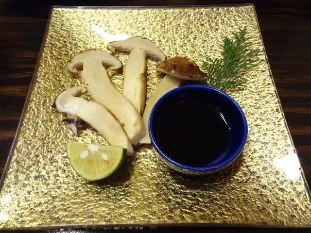 松茸菌干货的吃法,新鲜松茸菌怎么做好吃一点