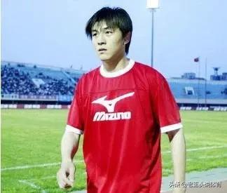 足坛十大中锋,足坛现役十大矮中锋