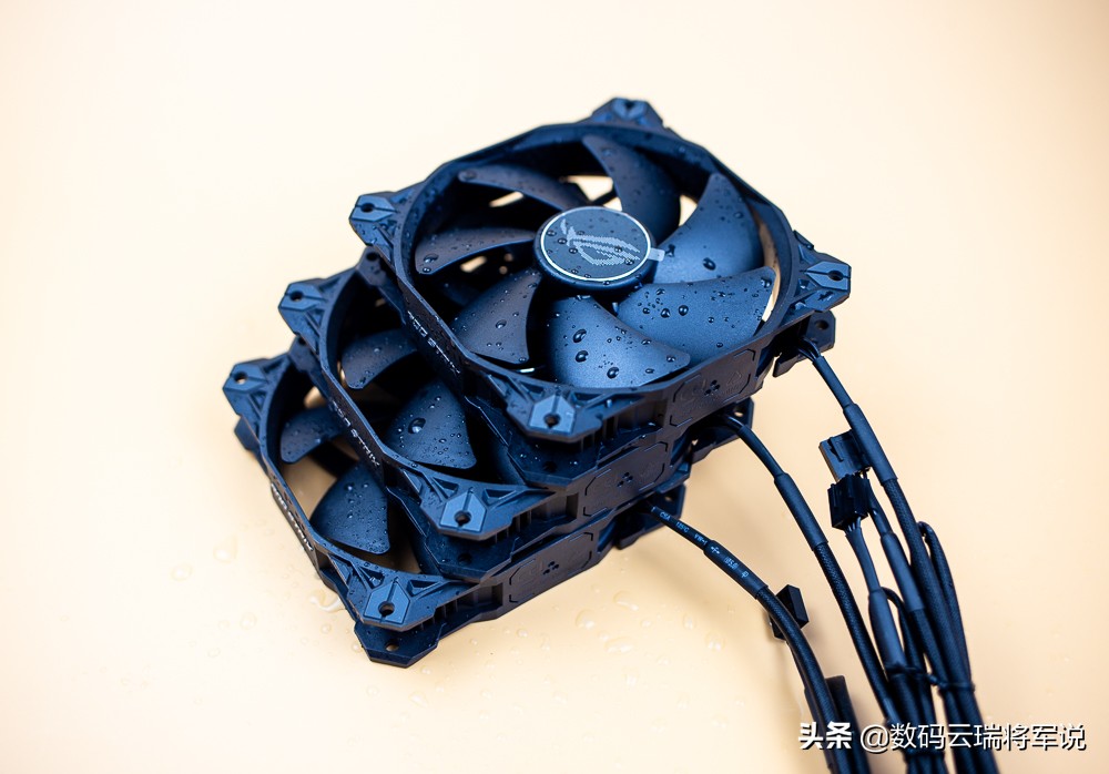 ROGStrix风神XF120磁悬浮风扇，让系统火力全开