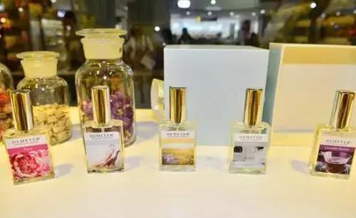 继必胜客之后，气味图书馆又要和德克士出烟熏味香水了