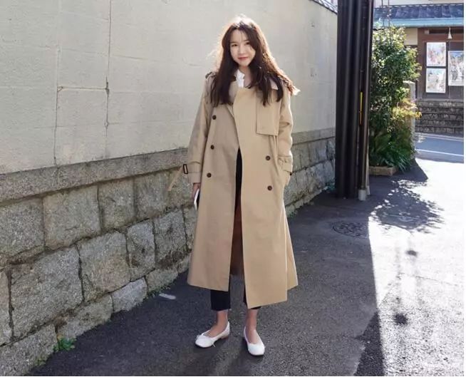 韩版风衣怎么穿最好看,这个春天的美丽穿搭