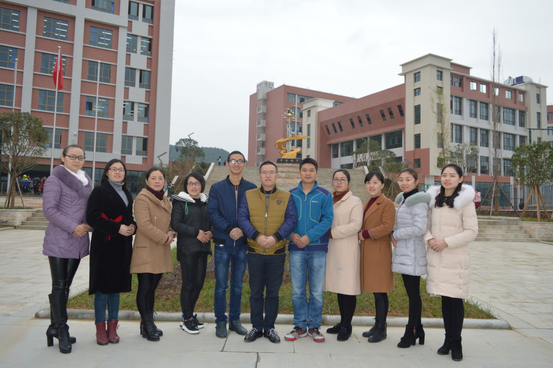 金猪辞旧玉鼠迎新,金猪纳福辞旧岁