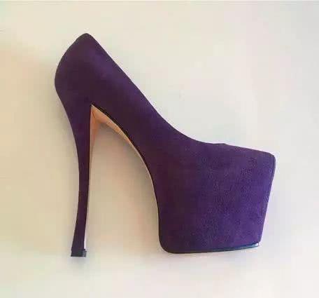 明星卖二手衣服,明星买二手东西遇到怪事