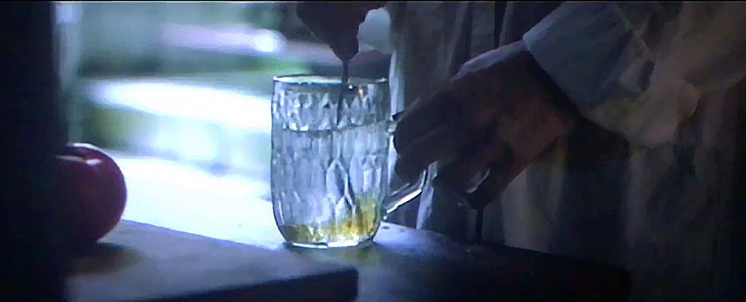 地球最后的夜晚深度解析,《地球最后的夜晚》细思恐极