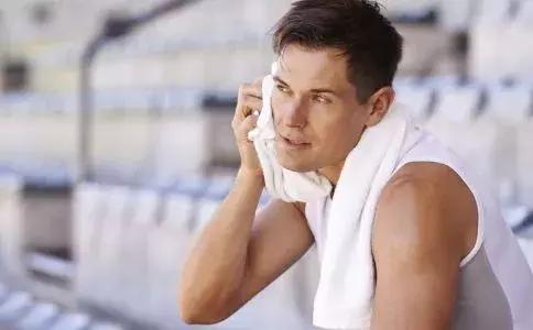 男人肾虚出冷汗吃什么,男人肾虚出虚汗吃什么药呢