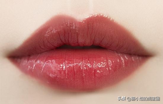打啵啵都不会掉的口红大牌,香奈儿新品唇釉打啵都不掉
