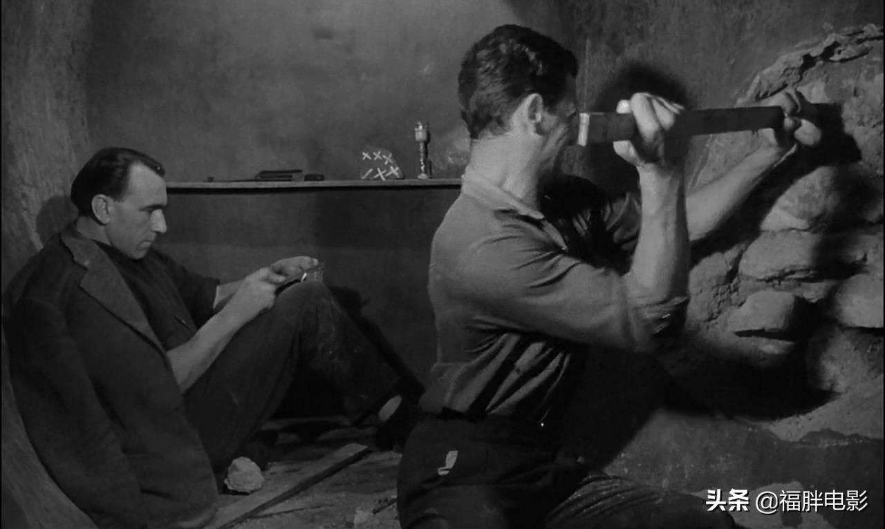 肖申克的救赎挖洞挖了多少年,最伟大的越狱电影肖申克的救赎