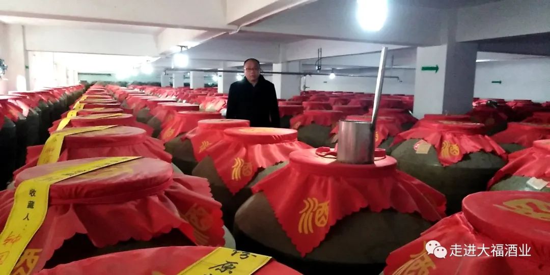 贵州省茅台镇大曲酱香酒,贵州省茅台镇大曲多少钱一瓶