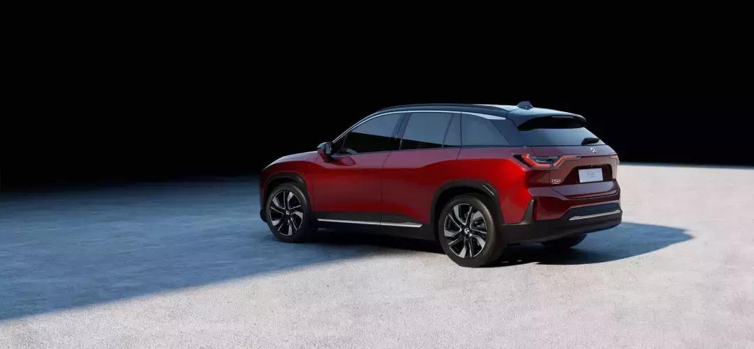 蔚来es6和特斯拉model3高性能 (特斯拉model3高性能蔚来es6)