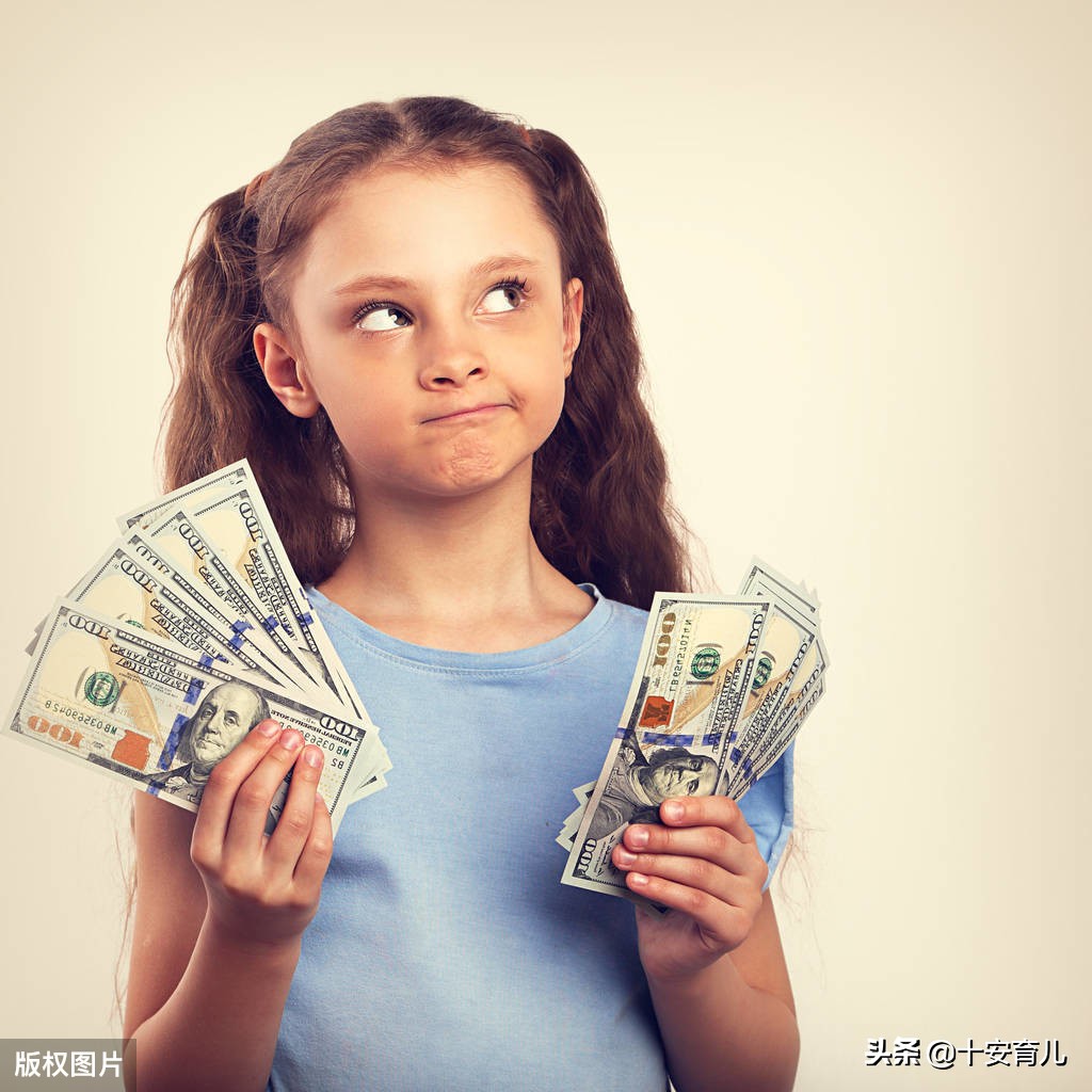 孩子偷偷拿妈妈的钱该怎么教育,小孩偷偷拿妈妈钱怎么办