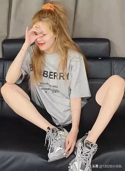 现在流行单品,女生自以为很潮却很土的单品