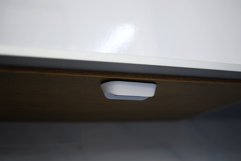 飞利浦酷毙灯吸附,智能酷毙灯可吸附