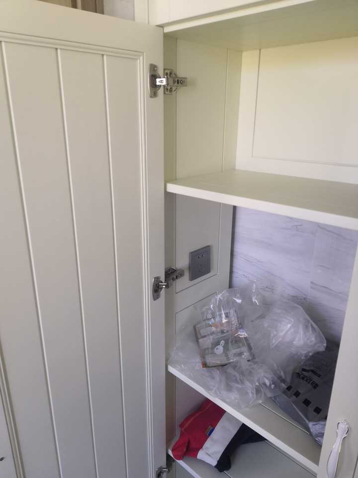 柜体实木多层好还是实木颗粒好,衣柜是多层实木还是颗粒好