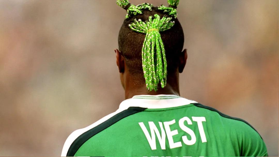 足球运动员都留什么发型,足球员发型最丑的