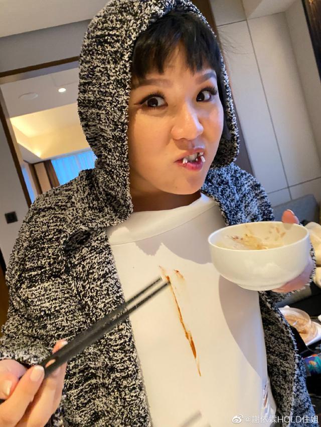 谢依霖分享生二胎喜讯,谢依霖二胎顺产还是剖腹产