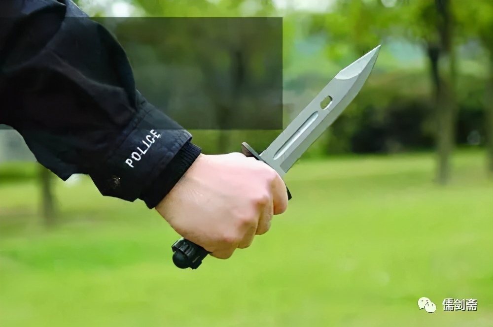 不同角度解读：第一代警察用制式*首匕**（208所）