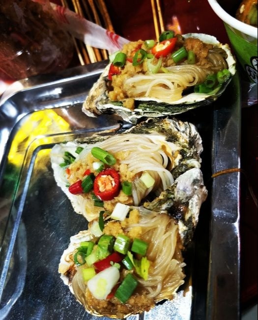 天津好吃的美食一条街晚上,天津中山路美食街