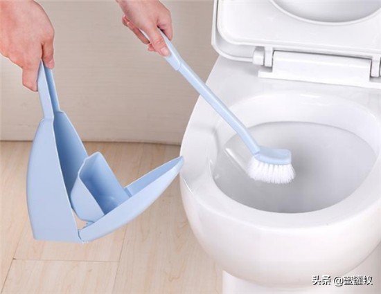 马桶水箱加洗洁精,马桶水箱用什么清洁剂