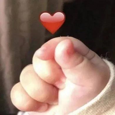 美好的一天从一杯咖啡开始,美好的一天从清晨的一杯热水开始