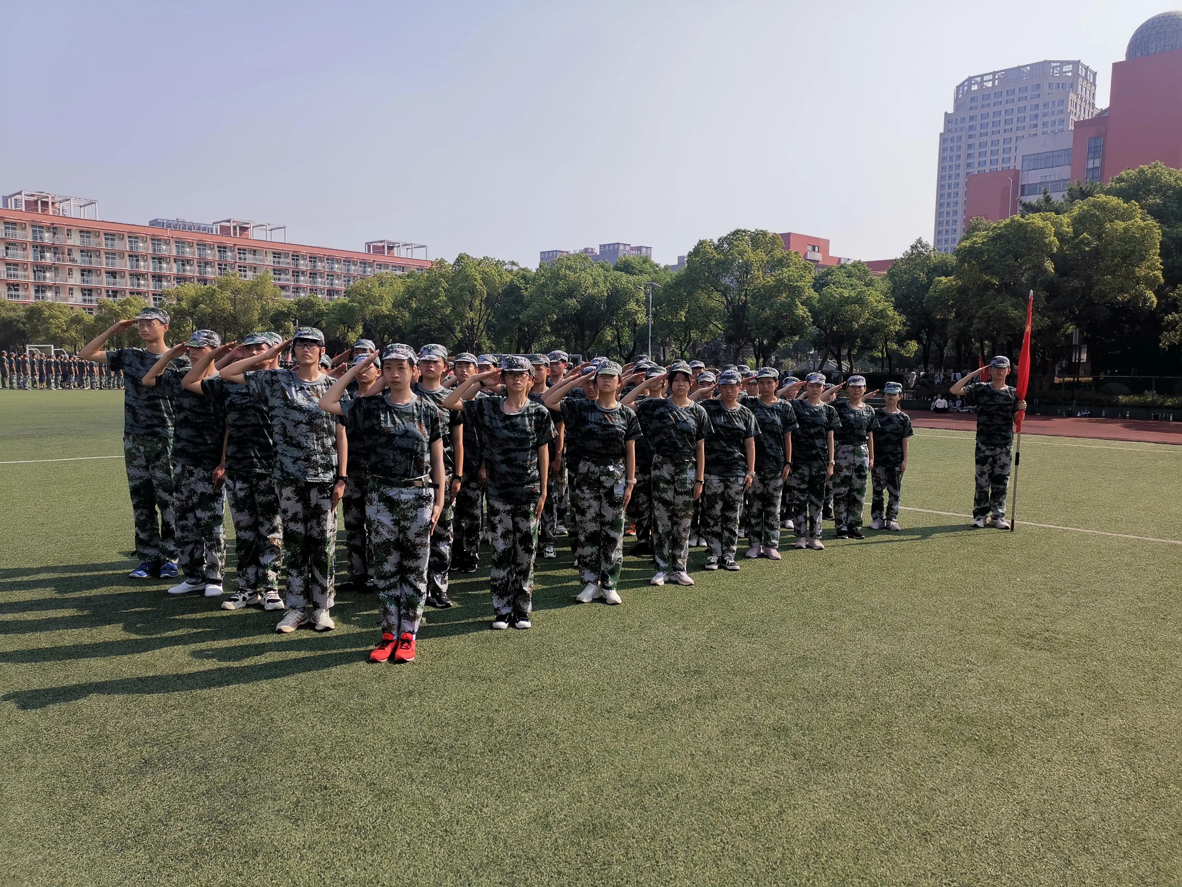 军训日记加图,军训红十字日志