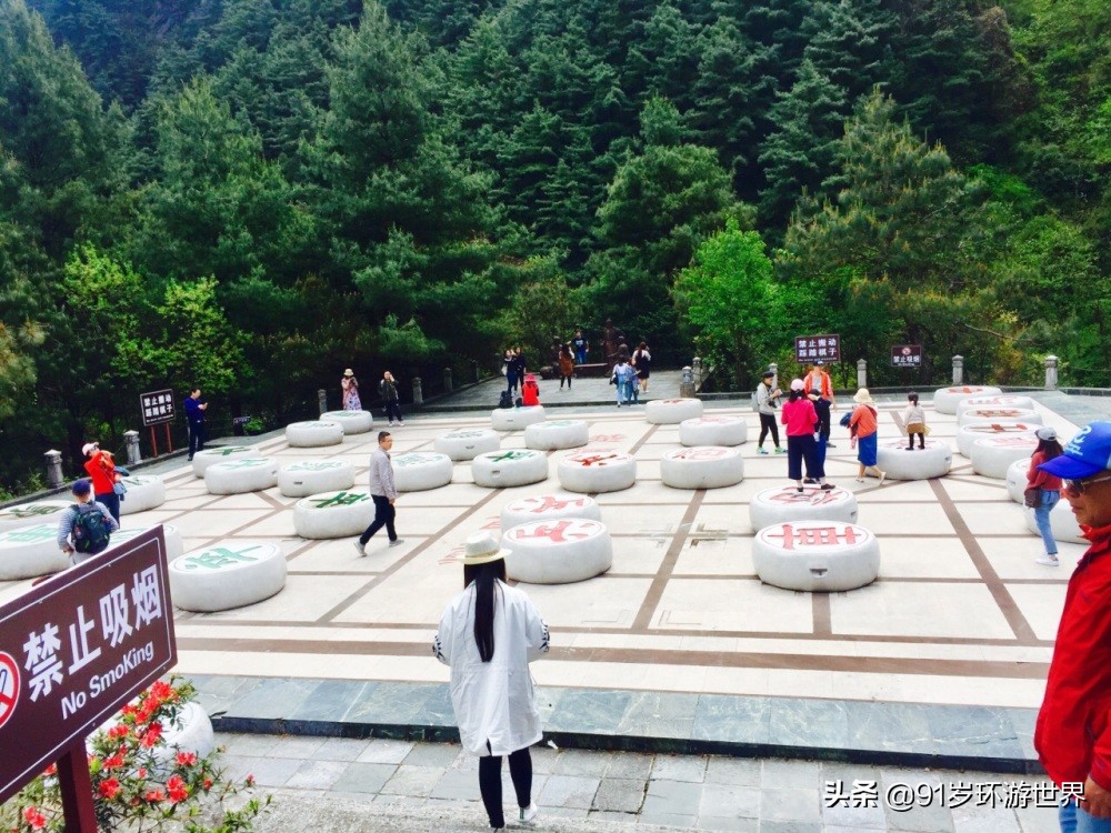 大理苍山真的不仅仅是大家站在洱海边，远远看着就能知道他的美了