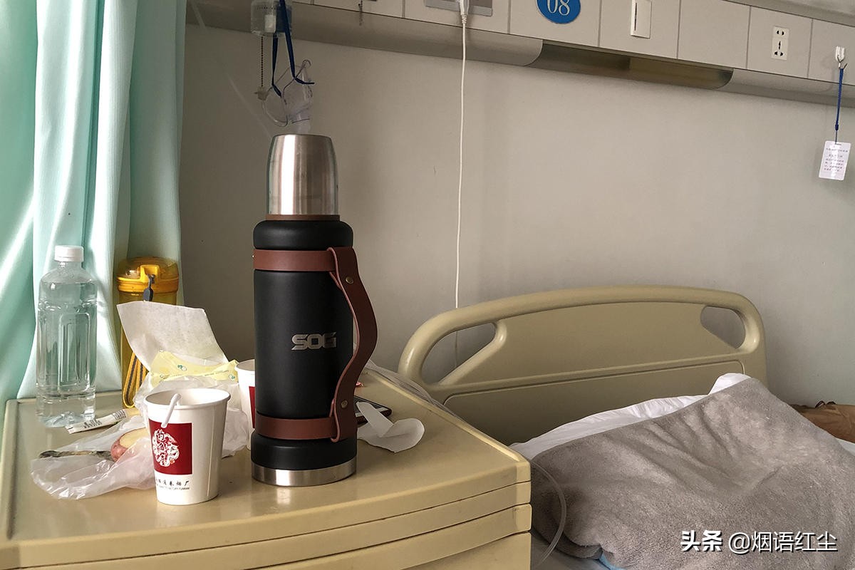 SOG索格户外装备,自驾游索格保温壶评测