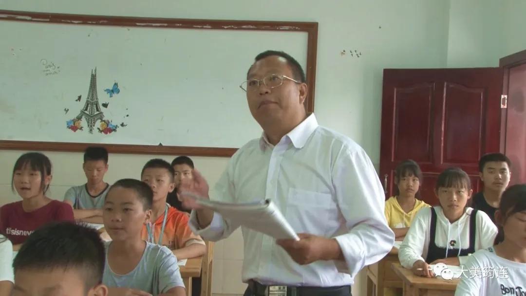 筠连改善基础设施,让农村学校发生“蝶变”!