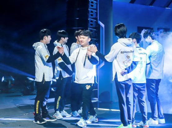 qg战队事件录音,qg消极比赛事件上热搜