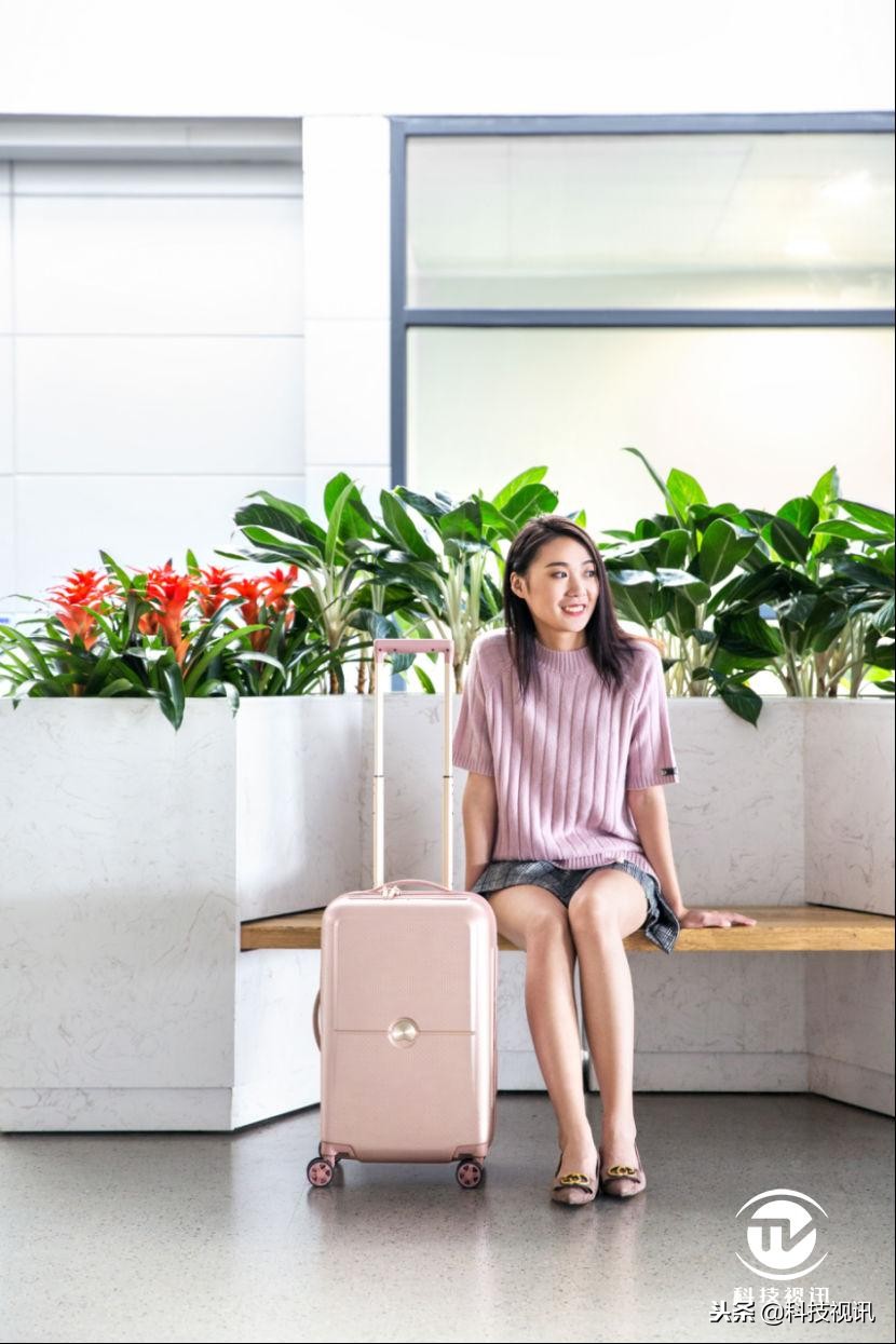 delsey行李箱巴黎哪个店有卖,delsey行李箱平底轮子