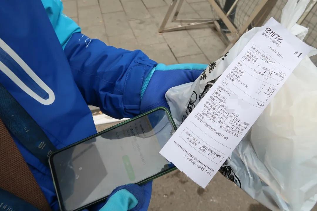 特别策划•图说|外卖大哥王洪强的努力与坚持